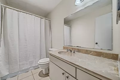 830 Threadneedle Street #240, Houston, TX 77079 - Photo 24