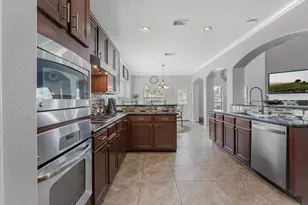 3310 Compass Ct, Conroe, TX 77301 - Photo 12