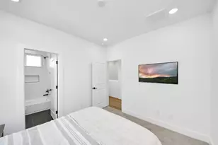2424 Harrington St, Houston, TX 77026 - Photo 14