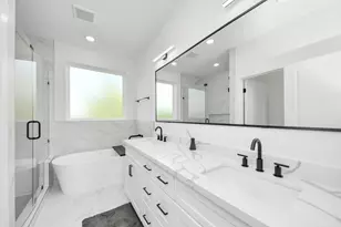 2424 Harrington St, Houston, TX 77026 - Photo 12