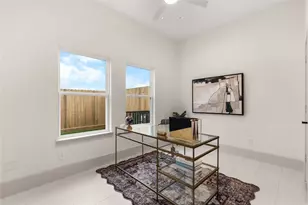 4011 Buffalo Moon Dr, Houston, TX 77045 - Photo 14