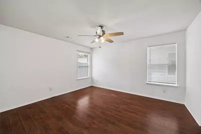 19007 Remington Park Dr, Houston, TX 77073 - Photo 4