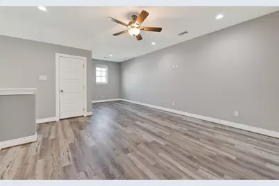 10905 Dauphine Street, Willis, TX 77318 - Photo 26