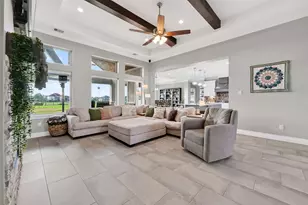 10905 Dauphine St, Willis, TX 77318 - Photo 6