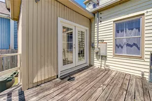 1619 Ave N, Galveston, TX 77550 - Photo 32