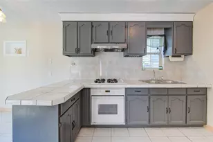 1619 Ave N, Galveston, TX 77550 - Photo 16