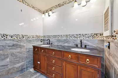 13051 Meadowline Drive, Houston, TX 77082 - Photo 36