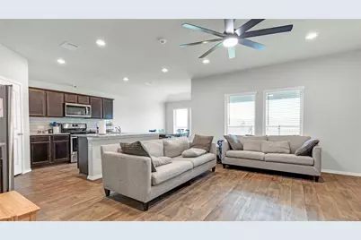 14368 W Pine Heart Drive, Conroe, TX 77302 - Photo 2