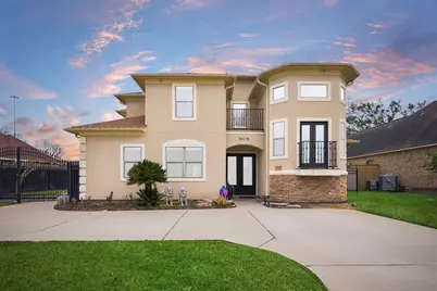8606 Argentina St, Jersey Village, TX 77040 - Photo 2