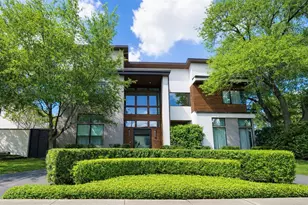 2608 Barbara Ln, West University Place, TX 77005 - Photo 1