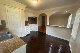 10211 Hinds St, Houston, TX 77034 - Photo 4