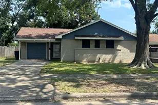 10211 Hinds St, Houston, TX 77034 - Photo 1
