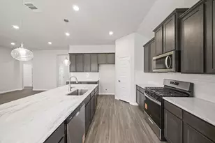 3017 Mistflower Trl, Brookshire, TX 77423 - Photo 4