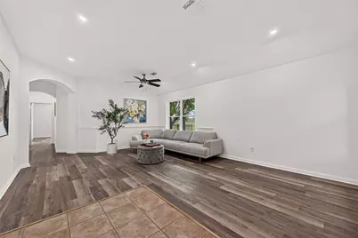 5535 Gable Meadows Drive, Sugar Land, TX 77479 - Photo 8