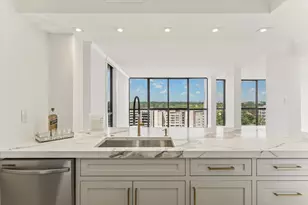 5001 Woodway Dr, Houston, TX 77056 - Photo 8