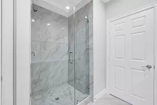 1512 W Clay St, Houston, TX 77019 - Photo 20