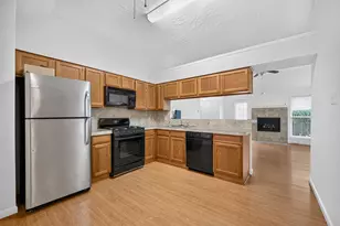 1220 Chelsea Ln, Pearland, TX 77581 - Photo 10