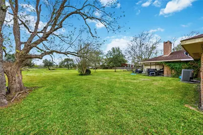 4113 County Road 424, Alvin, TX 77511 - Photo 24
