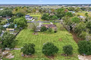 4113 County Rd 424, Alvin, TX 77511 - Photo 34