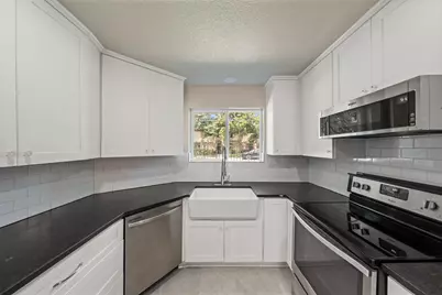 2519 Bering Drive #3, Houston, TX 77057 - Photo 8