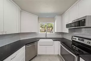 2519 Bering Dr, Houston, TX 77057 - Photo 8