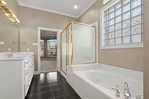 299 Wedgewood Dr, Montgomery, TX 77356 - Photo 20