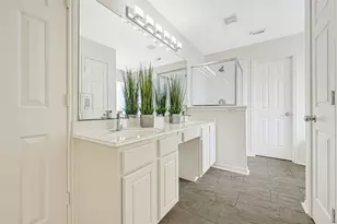13803 Vickston Ln, Houston, TX 77014 - Photo 18
