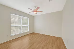 13803 Vickston Ln, Houston, TX 77014 - Photo 24