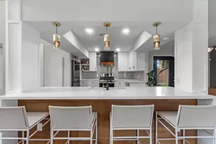5041 Nina Lee Ln, Houston, TX 77092 - Photo 2