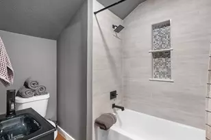 5041 Nina Lee Ln, Houston, TX 77092 - Photo 30