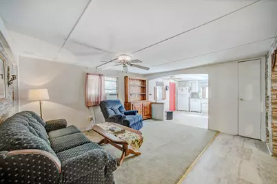 1112 Sir Henry Drive S, Ivanhoe, TX 75979 - Photo 8