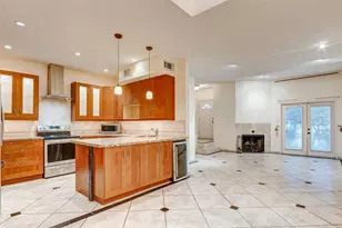 7350 Kirby Dr, Houston, TX 77030 - Photo 2