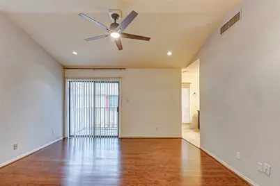 7350 Kirby Drive #5, Houston, TX 77030 - Photo 10