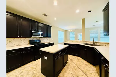 5124 Arborwood Drive, League City, TX 77573 - Photo 10