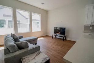 615 Northew St, Houston, TX 77091 - Photo 8