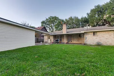 9223 Sandstone Street, Houston, TX 77036 - Photo 38