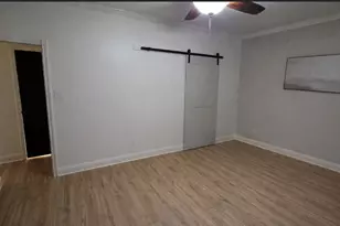 1811 Emerald Lake Ct, Houston, TX 77062 - Photo 16