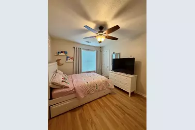 1811 Emerald Lake Court, Houston, TX 77062 - Photo 20