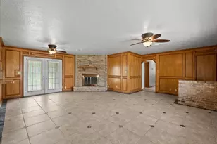 210 Commanche Trail, Wallisville, TX 77597 - Photo 8