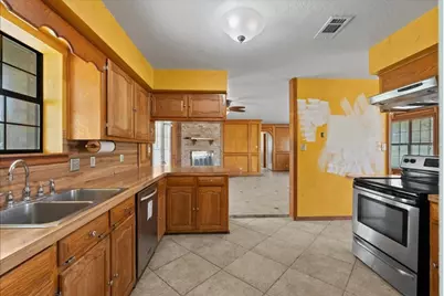 210 Commanche Trail, Wallisville, TX 77597 - Photo 12