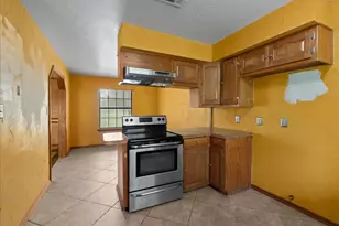 210 Commanche Trail, Wallisville, TX 77597 - Photo 14