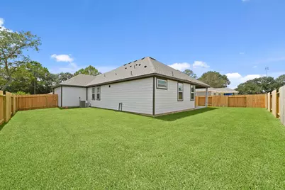 2407 16th Street, Bay City, TX 77414 - Photo 6