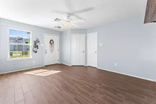 12038 Helvick Cres Ave, Houston, TX 77051 - Photo 2