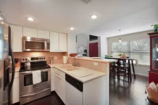 16538 Holly Trail Dr, Houston, TX 77058 - Photo 14