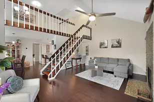 16538 Holly Trail Dr, Houston, TX 77058 - Photo 6