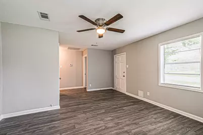 1539 Pleasantville Drive, Houston, TX 77029 - Photo 4