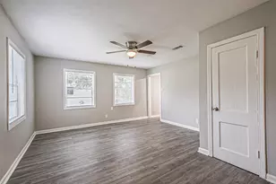 1539 Pleasantville Dr, Houston, TX 77029 - Photo 1