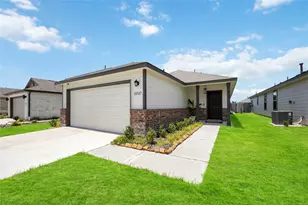 10527 Meadow Saffron Dr, Houston, TX 77016 - Photo 2