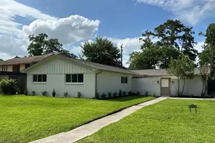 1402 Lehman St, Houston, TX 77018 - Photo 1
