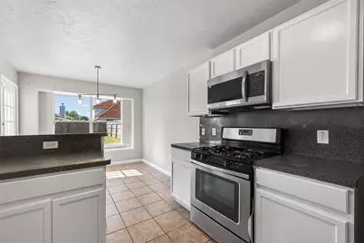 14142 Bishop Bend Lane, Houston, TX 77047 - Photo 16